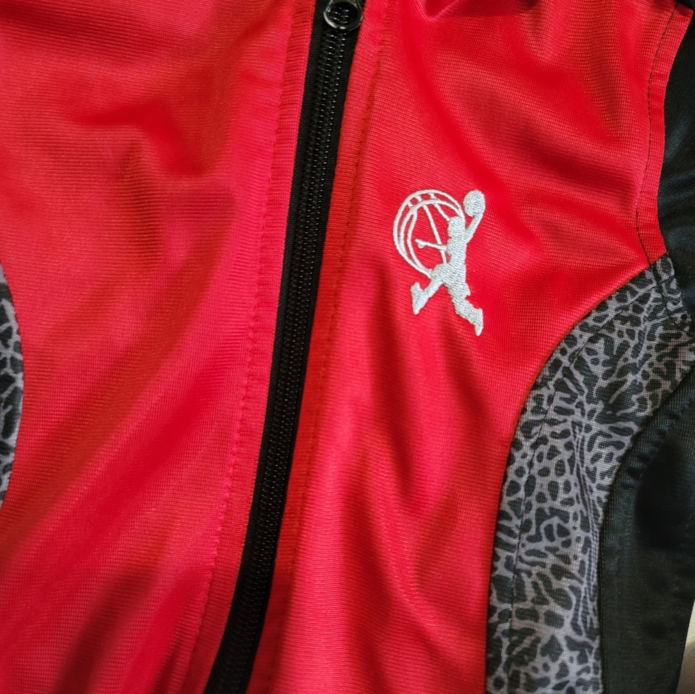 red and black toddler zip up hoodie jacket size 24 months - Picture 2 of 3
